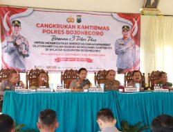 Sapa Warga Saat Cangkrukan Kamtibmas, Kapolres Ajak Jaga Kondusifitas Kamtibmas di Bojonegoro