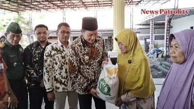 Warga Desa Grabagan Kecamatan Tulangan Kabupaten Sidoarjo Dapat Bantuan Pangan Beras