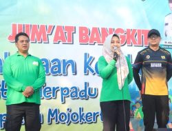 Bupati Ikfina Dorong Peningkatan Kesehatan ASN Melalui Jum’at Bangkit Dengan Senam di Dinas PUPR Kabupaten Mojokerto