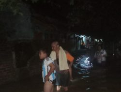 Diguyur Hujan Selama 3 jam, Rumah Warga di Rangkas Bitung Terendam Banjir