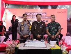 Hari Bhakti Adhyaksa ke-64, Kapolres beserta Dandim Beri Kejutan Kajari Bojonegoro