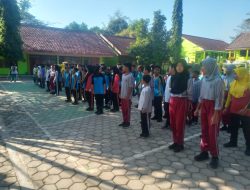 Kegiatan Pra MPLS SMPN 01 Tempurejo Kabupaten Jember Berjalan Lancar