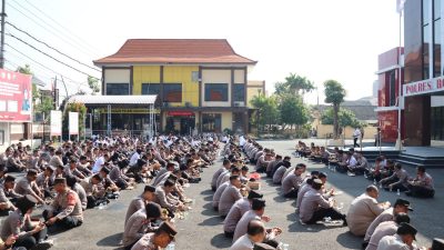 Perkuat Kebersamaan, Kapolres Bojonegoro Sarapan Bareng Anggota