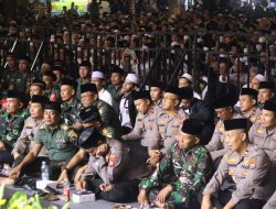 Perkuat Kebersamaan Melalui Lantunan Sholawat dan Ceramah Kebangsaan