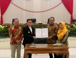 Pj Bupati Bojonegoro Sampaikan Nota Penjelasan Raperda, Siapkan Strategi Pembangunan 20 Tahun Kedepan