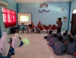 Polwan Edukasi Pelajar Sekolah Dasar Bijak Bermedia Sosial