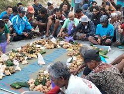 Warga Samin Jepang Bojonegoro Adakan Ritual Gumbregan di Bulan Suro