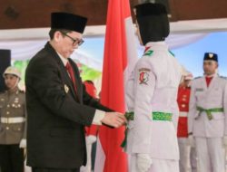 72 Anggota Paskibraka Kabupaten Bojonegoro Tahun 2024 Dikukuhkan Pj Bupati
