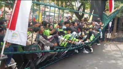 Aksi Tanpa Kekerasan, Pesan Tanpa Pengrusakan