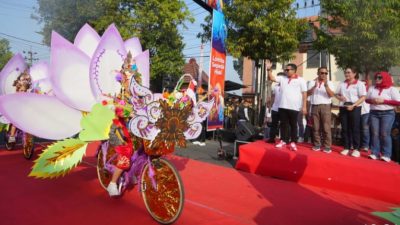 Dikbud Kota Mojokerto Sukses Gelar Lomba Gerak Jalan dan Sepeda Hias Dalam Rangka Menyambut HUT RI ke-79