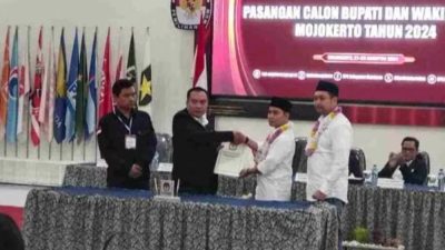 Diiringi Sholawat Badar, MUBAROK Daftar ke KPU, Jelaskan Lima Visi dan Misi untuk Kemajuan Kabupaten Mojokerto Lebih Baik