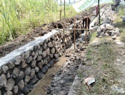 Proyek Plengsangan di Desa Candipari Sidoarjo Diduga Siluman