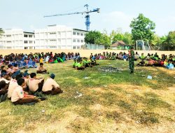 Ratusan Siswa SMPN Kasiman Dilatih PBB Babinsa Kodim Bojonegoro