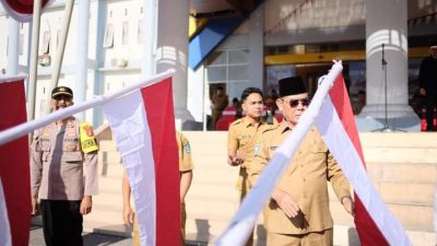 Wakil Bupati Pimpin Apel Pencanangan Gerakan Pembagian 10 Juta Bendera Merah Putih Tingkat Kabupaten Dompu Tahun 2024