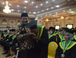322 Mahasiswa Unusida Resmi Diwisuda, Plt. Bupati Sidoarjo Beri Pesan Inspiratif