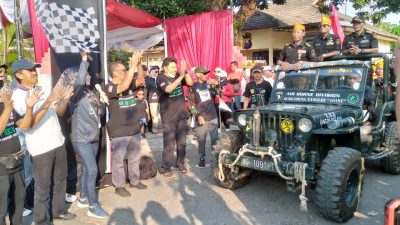 PJ Sekda Bondowoso Lepas Gerak Jalan Tradisional Wibowo