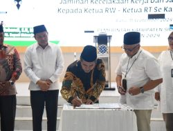 Pemkab Sidoarjo Berikan Jaminan Sosial BPJS Ketenagakerjaan Kepada 10.931 Ketua RW/RT