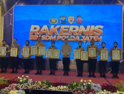 Polresta Sidoarjo Raih Penghargaan Satwil Terbaik Dalam Pelaporan Aplikasi Siap Semeru