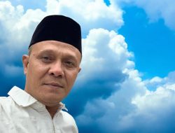 Seruan Ganti Bupati, Tapi Pilihan Rakyat Tetap Petahana