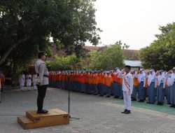 Tekan Kenakalan Remaja, Wakapolres Wonogiri Jadi Pembina Upacara di Sekolah