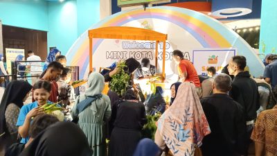 Wujud Syukur Terpilih Kembali Menjadi Anggota DPRD Jember, H. Kristian Andi Kurniawan Sediakan Hasil Bumi ke Warganya