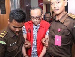 Kejati Jatim Tegak Lurus Berantas Korupsi, Dirut PT INKA Ditahan di Rutan