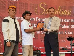 Kirab Maskot Pilkada Jatim dan Sidoarjo Berakhir Meriah di SMA AL-Islam Krian