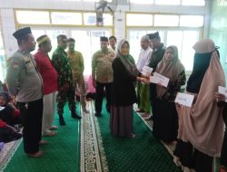 Pemdes Kanaungan Kecamatan Labakkang Kabupaten Pangkep Laksanakan Penyerahan Dana Insentif