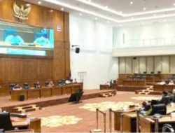 Pj Bupati Bojonegoro Sampaikan Jawaban Atas Pandangan Umum DPRD Tentang APBD 2025