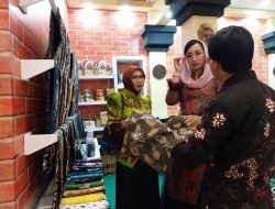 Bojonegoro Ikuti Batik Fashion Fair di Surabaya, Promosi Produk Unggulan UMKM Lokal