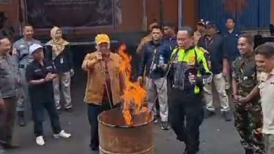 KPU Bondowoso Musnahkan Ratusan Surat Suara Rusak Pilkada 2024