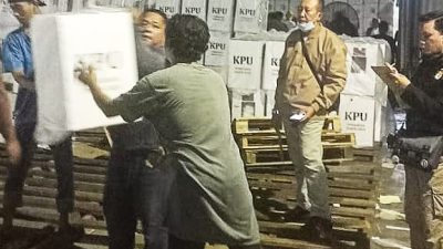 KPU Sidoarjo Rampungkan Pendistribusian Logistik Pilkada 2024