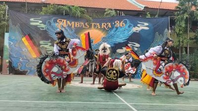 SMA Negeri 4 Bojonegoro Gelar Pentas Seni Dalam Rangka Hari Guru Nasional 2024