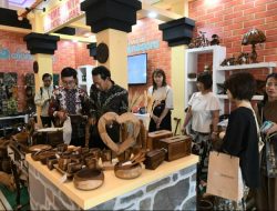 Para Perajin Batik Bojonegoro Unjuk Karya di BFF 2024