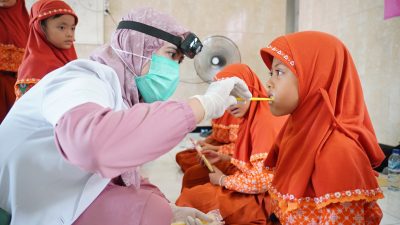 Peringati Hari Kesehatan Nasional, Srikandi UP3 Sidoarjo Gelar Edukasi Kesehatan Gigi dan Pemeriksaan Gratis