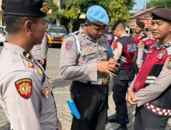 Propam Polres Situbondo Periksa Seluruh Ponsel Anggota Dalam Rangka Mencegah Judi Online