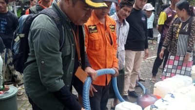 Asper Wonosari Bondowoso Berikan Bantuan Air Bersih dan Makan Gratis Kepada Warga Dusun Sumbermas serta Babatan