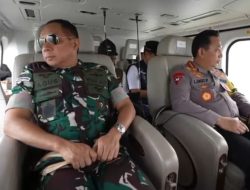Kapolri dan Panglima TNI serta Para Menteri Pantau Jalur Mudik via Udara, Pastikan Lalu Lintas Lancar