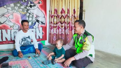 Kapolsek Kanor Sambangi Sesepuh Perguruan Silat IKS di Desa Sedeng