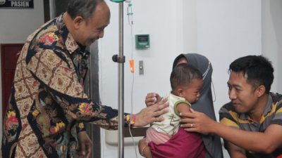 Kondisi IGD RSUD RT Notopuro Penuh, Plt Direktur Lakukan Kunjungan dan Beri Dukungan