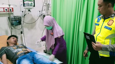 Polisi Olah TKP Lakalantas 2 Motor Adu Banteng di Selogiri