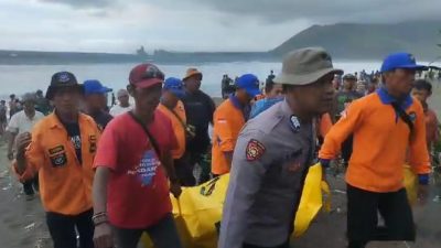 Polres Jember dan Tim SAR Berhasil Temukan Nelayan yang Alami Laka Laut, Satu Orang Selamat