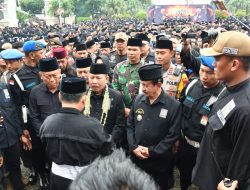 Puluhan Ribu Warga PSHT Penuhi Alun-Alun Ponorogo Dalam Rangka Bumi Reog Berdzikir 2024