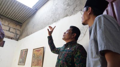 Sidak RTLH dan Rumah Roboh, Plt Bupati Sidoarjo Upayakan Perbaikan