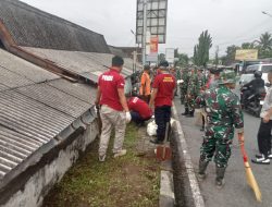 Memperingati Hari Juang TNI AD, Sinergitas TNI-Polri Laksanakan Kerja Bakti di Pasar Ngadirojo