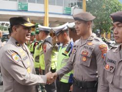 Tim Itwasum Polri Supervisi Operasi Lilin Semeru 2024 di Posyandu Terminal Purabaya