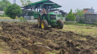 Wujudkan Ketahanan Pangan Polisi Sidoarjo Buka Lahan Tidur Jadi Produktif