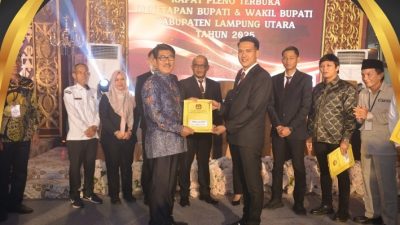 Hamartoni Ahadis dan Romli Ditetapkan KPU Lampung Utara Sebagai Bupati serta Wakil Bupati Periode 2025-2030