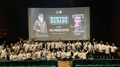 Memupuk Solidaritas dan Soliditas, Kajati Jatim Mia Amiati Nobar Film The Prosecutor 