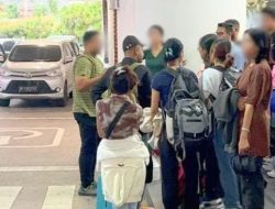 Petugas Imigrasi Tangkap WNA Asal India di Bandara Ngurah Rai, Diduga Jadi Pemandu Wisata